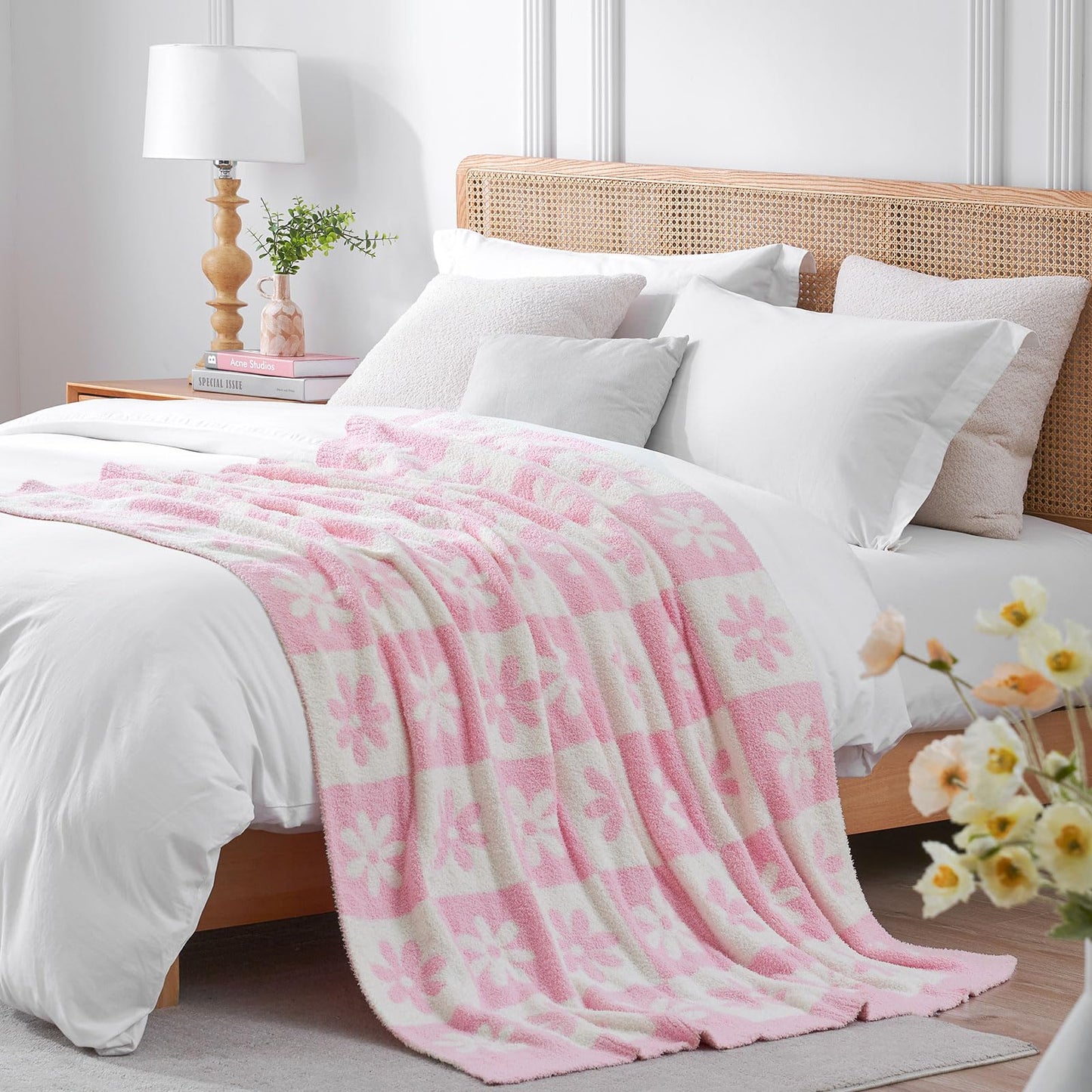 Snuggle Sac Ultra Soft, Warm Plush Blanket - Reversible Cheetah/Pink Leopard Throw, 50x60 inches