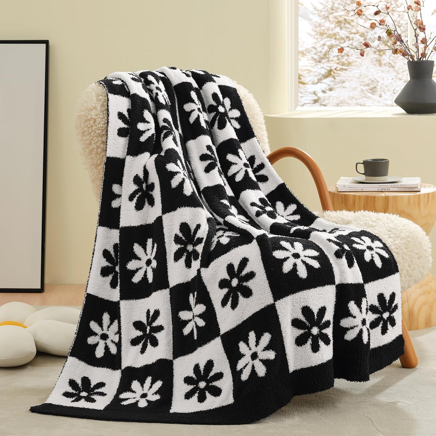 Snuggle Sac Ultra Soft, Warm Plush Blanket - Reversible Cheetah/Pink Leopard Throw, 50x60 inches