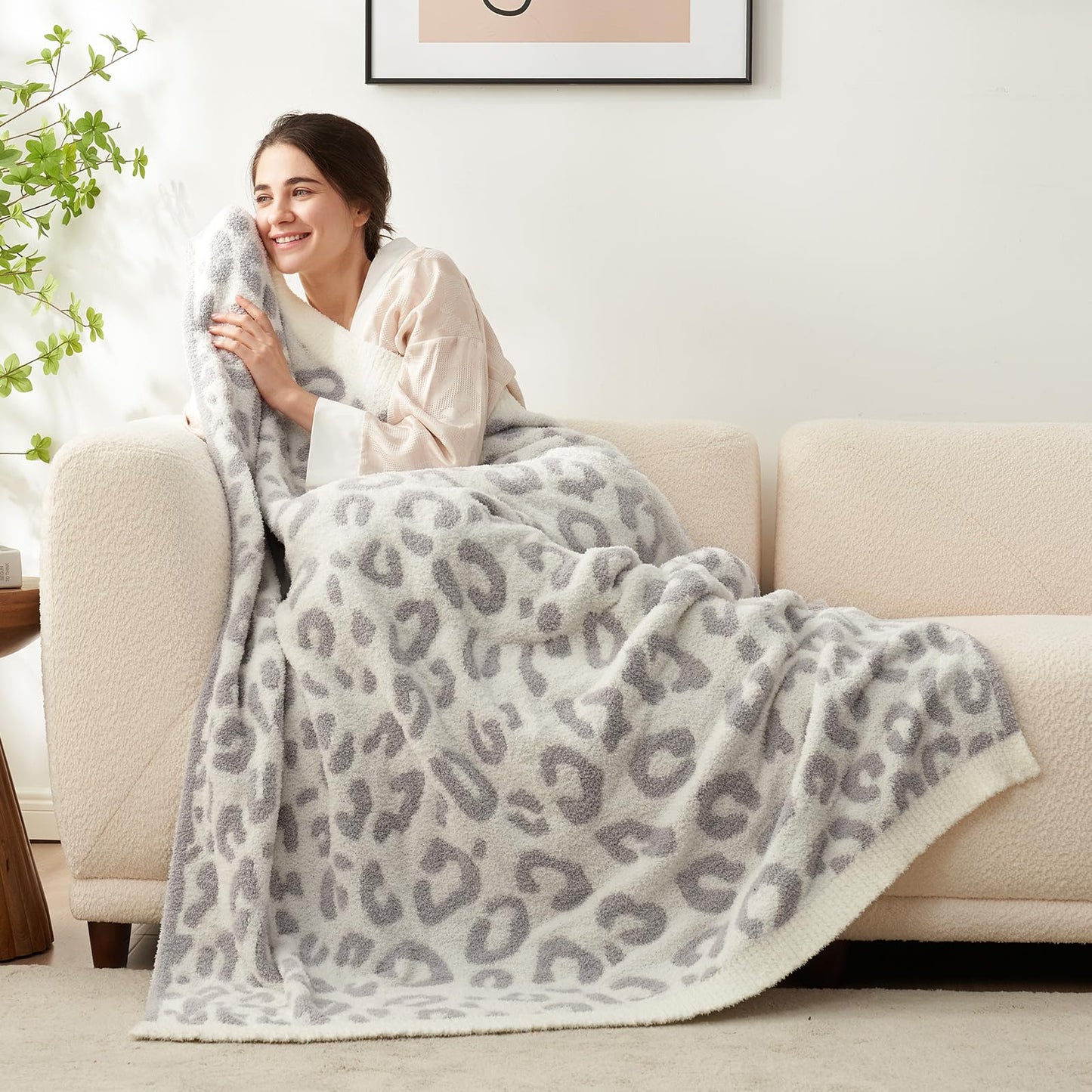 Snuggle Sac Ultra Soft, Warm Plush Blanket - Reversible Cheetah/Pink Leopard Throw, 50x60 inches