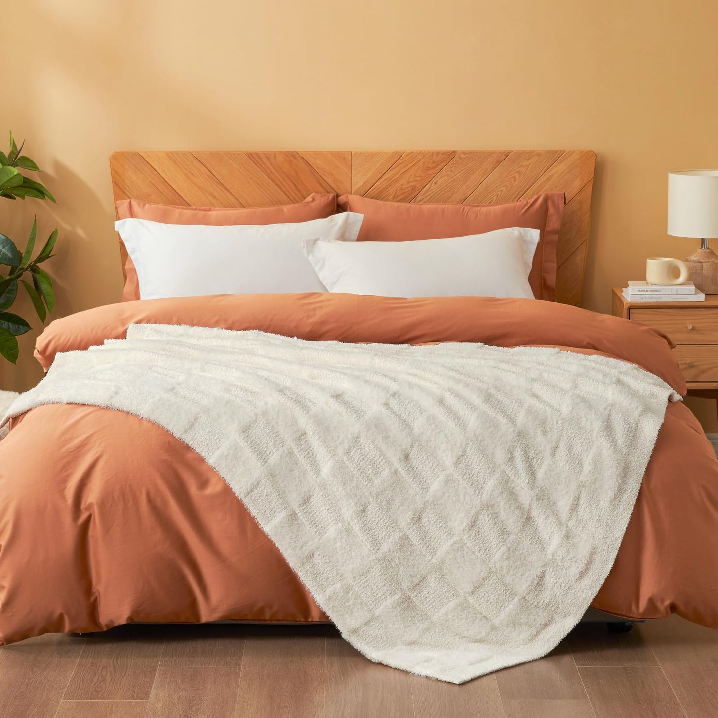 Snuggle Sac Checkered Throw Blanket Faux Fur Microfiber Blankets for Couch,Cozy Soft Warm Blanket for Sofa Bedroom Living Room,Beige Checker,50x60 inches