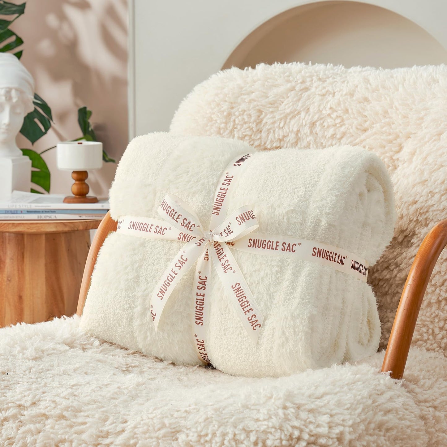 Snuggle Sac Checkered Throw Blanket Faux Fur Microfiber Blankets for Couch,Cozy Soft Warm Blanket for Sofa Bedroom Living Room,Beige Checker,50x60 inches