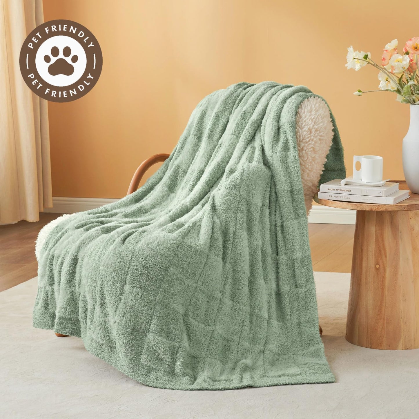 Snuggle Sac Checkered Throw Blanket Faux Fur Microfiber Blankets for Couch,Cozy Soft Warm Blanket for Sofa Bedroom Living Room,Beige Checker,50x60 inches