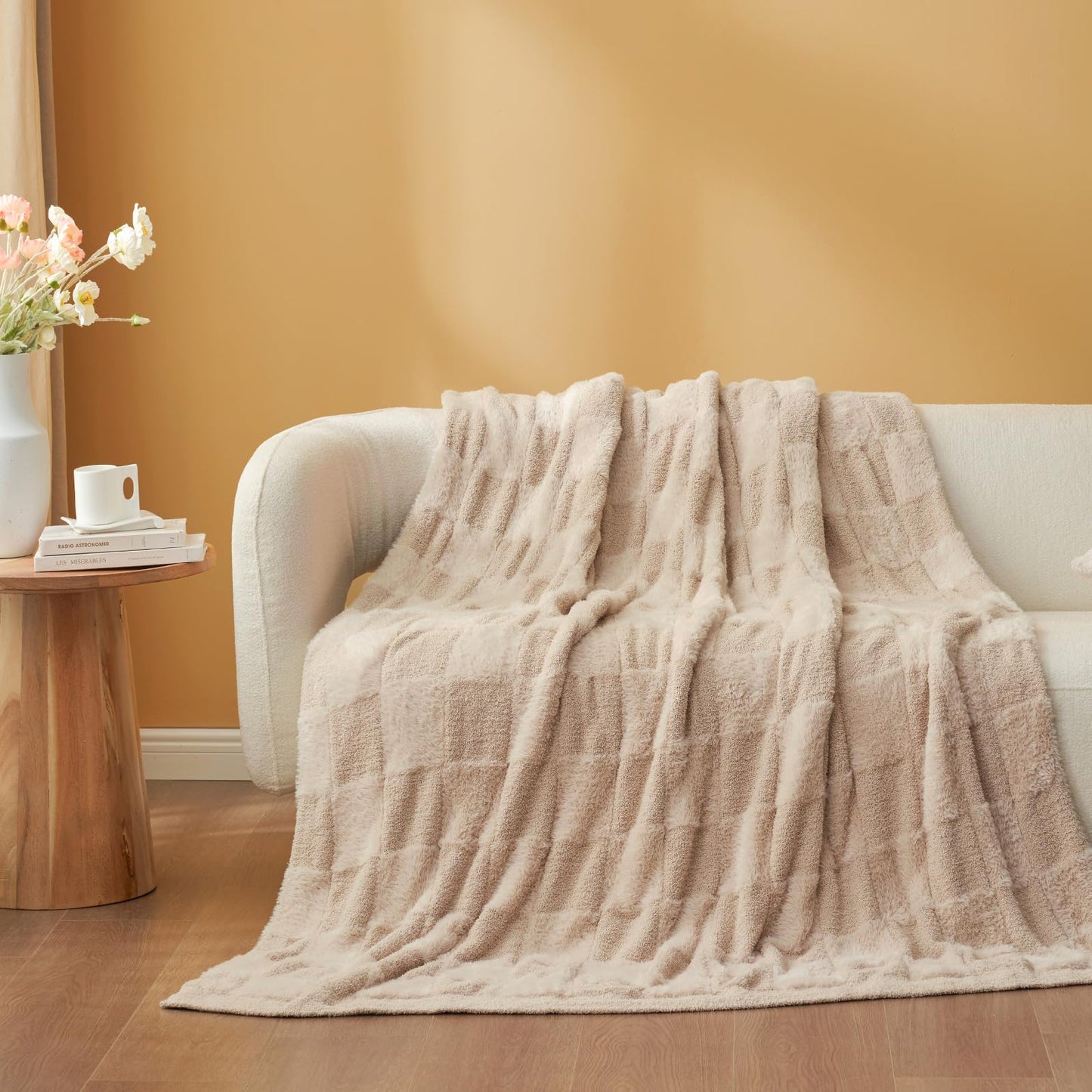 Snuggle Sac Checkered Throw Blanket Faux Fur Microfiber Blankets for Couch,Cozy Soft Warm Blanket for Sofa Bedroom Living Room,Beige Checker,50x60 inches