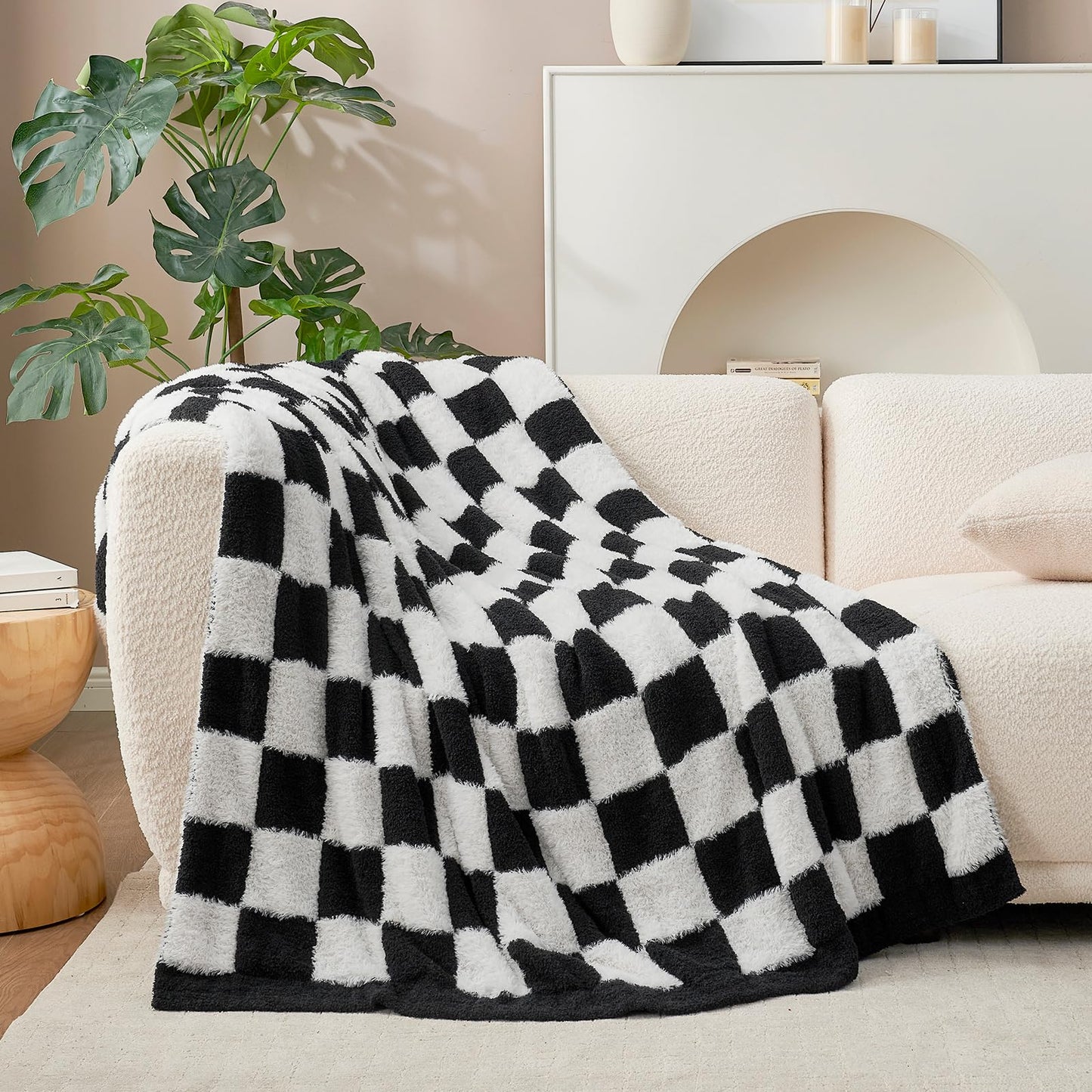 Snuggle Sac Checkered Throw Blanket Faux Fur Microfiber Blankets for Couch,Cozy Soft Warm Blanket for Sofa Bedroom Living Room,Beige Checker,50x60 inches