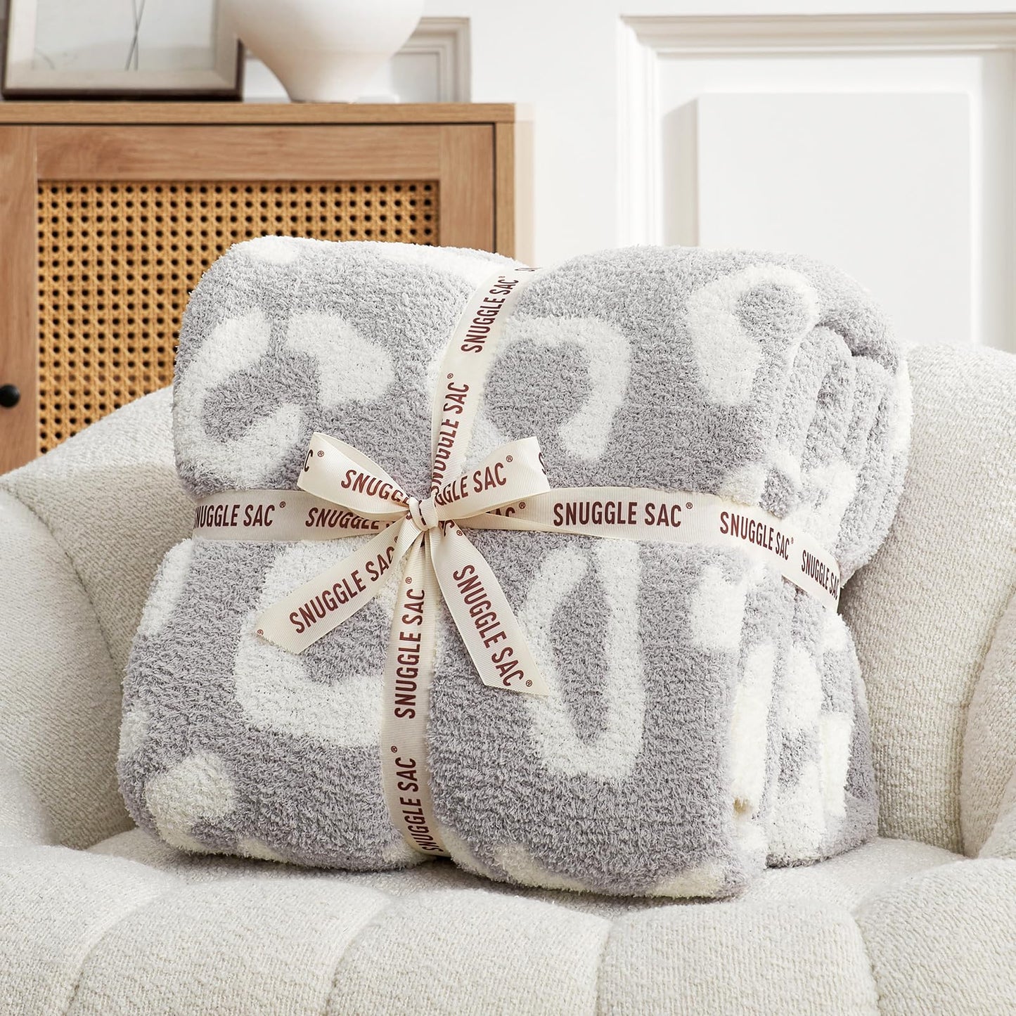 Snuggle Sac Ultra Soft, Warm Plush Blanket - Reversible Cheetah/Pink Leopard Throw, 50x60 inches